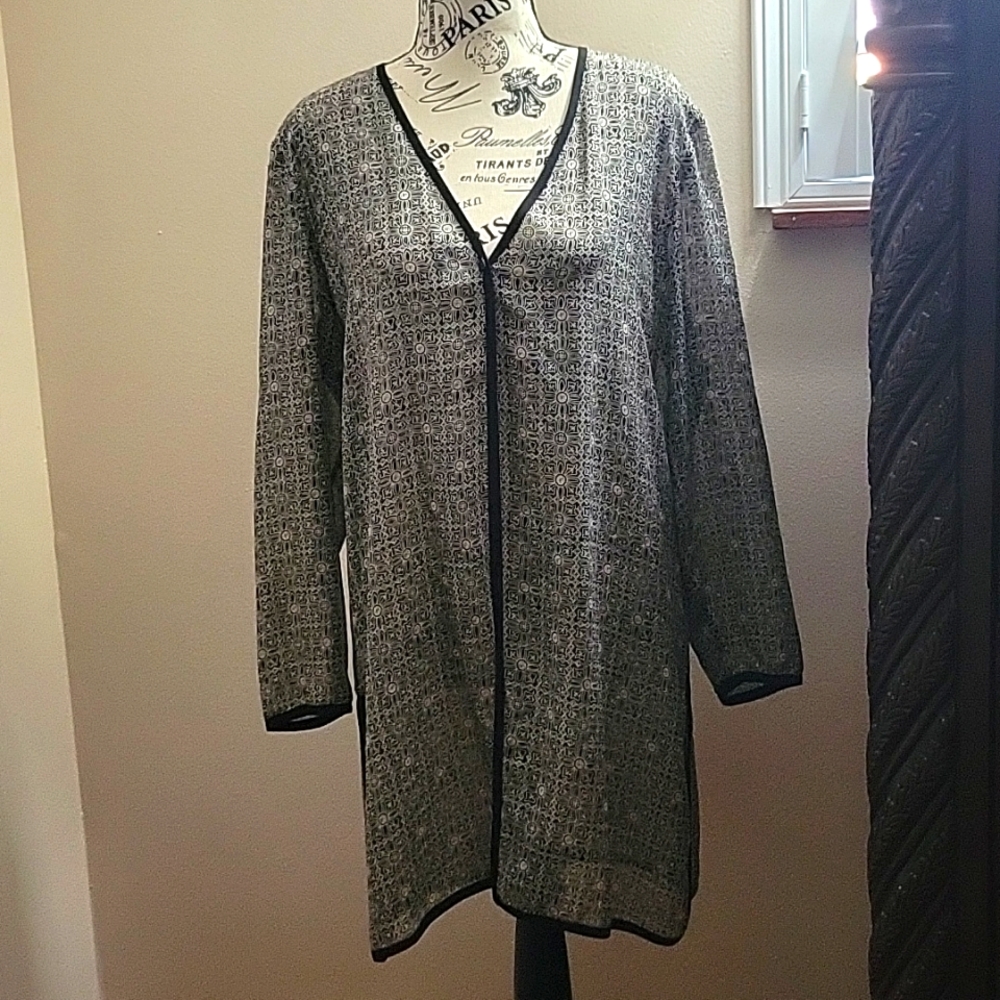 Dana Buchman Kimono